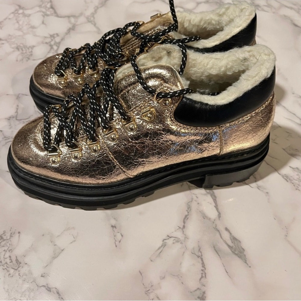 SCHUTZ  LUCILLE GOLD SHEARLING LINED BOOTIES